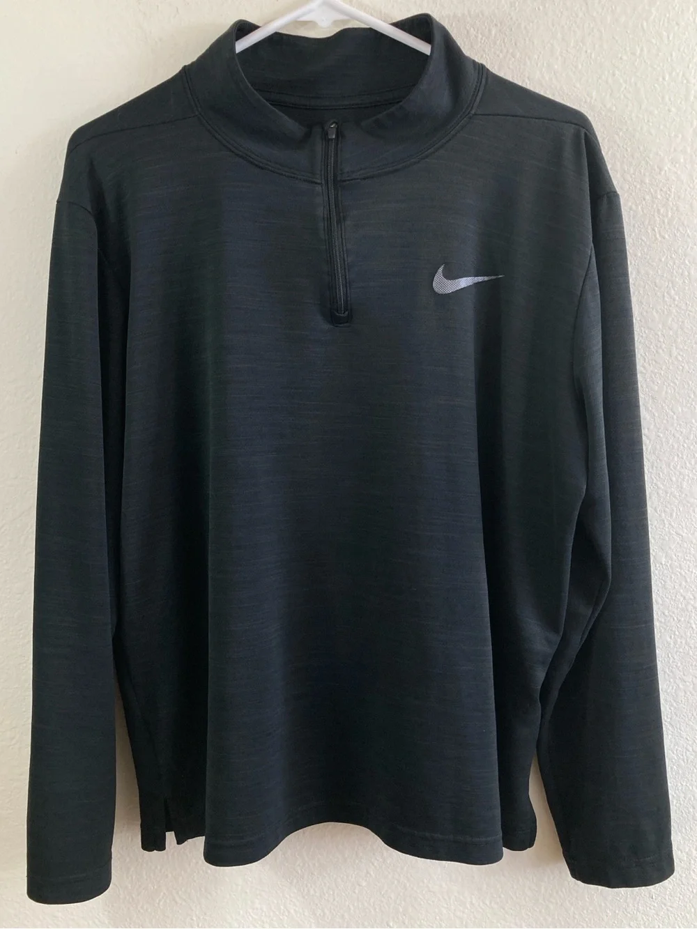 Nike Dri-FIT Quarter Zip Pullover Size L Heather Black Gray Long Sleeve